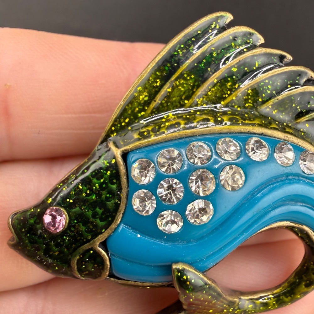 Vintage Fish Brooch Gold Tone Enamel Rhinestone Blue‎ Green - Picture 3 of 11